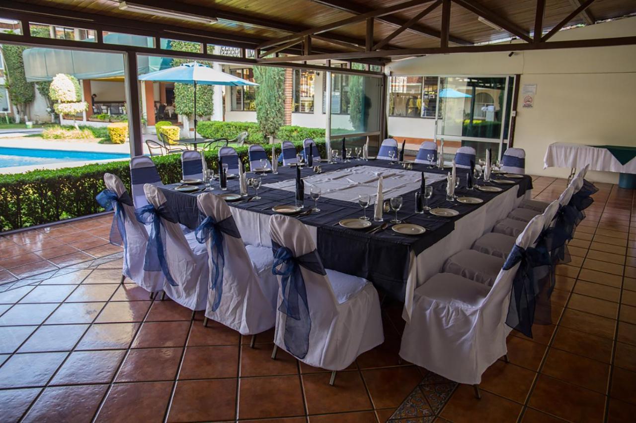 Hotel & Suites Villa Del Sol Morelia Exterior photo