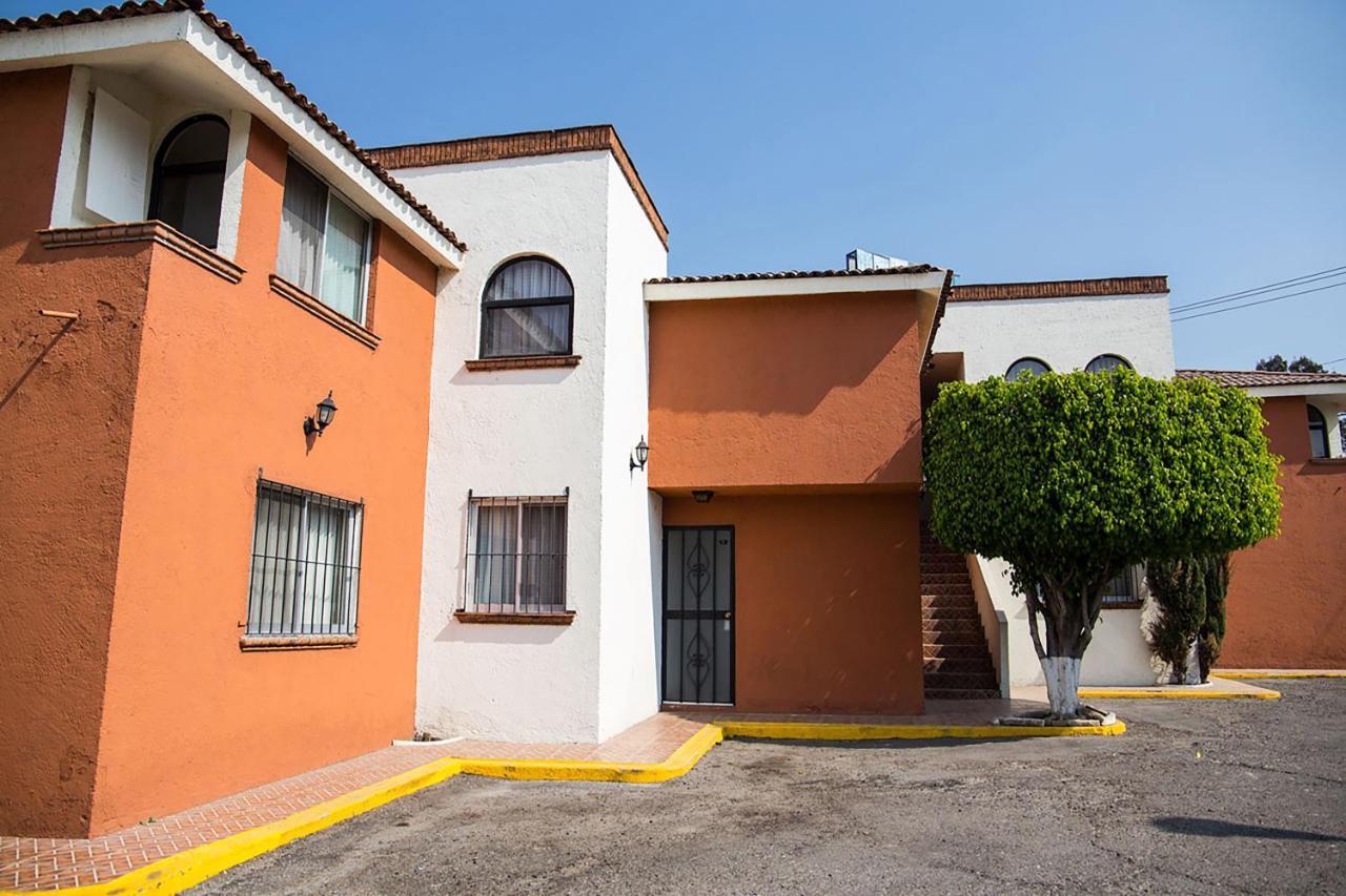Hotel & Suites Villa Del Sol Morelia Exterior photo