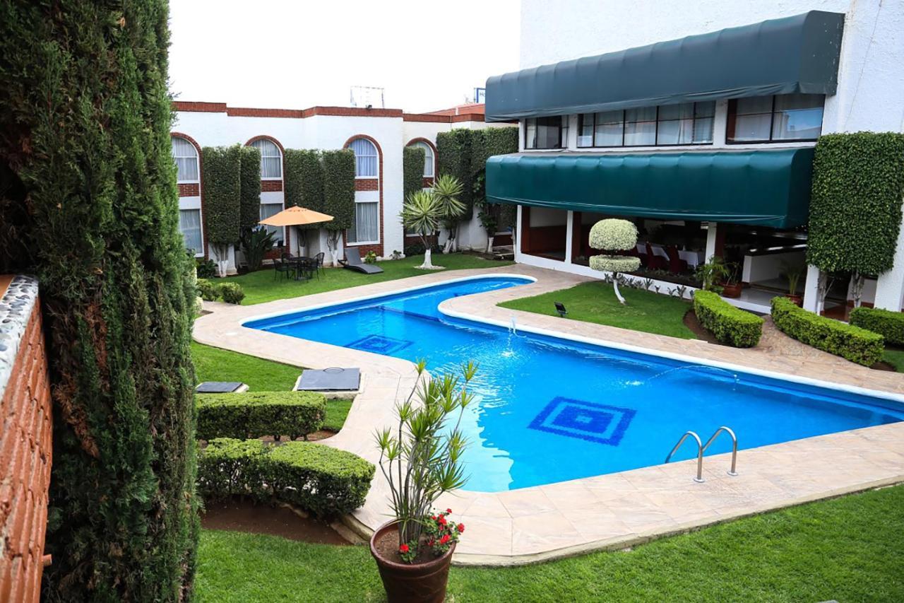 Hotel & Suites Villa Del Sol Morelia Exterior photo